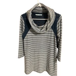 Maurices Women’s Size L Cowl Neck Tunic Top with Lace in Blues